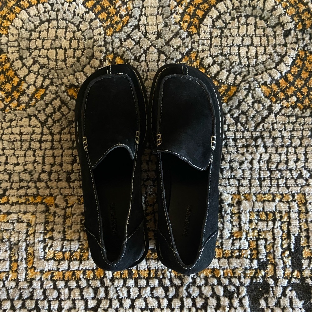 PASSPORTS SIZE 10